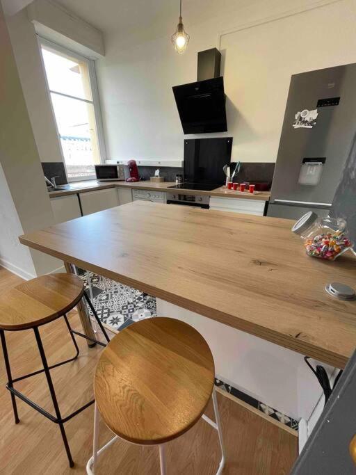 Appartement * Le Mistral De Chloe * à Carcassonne Extérieur photo