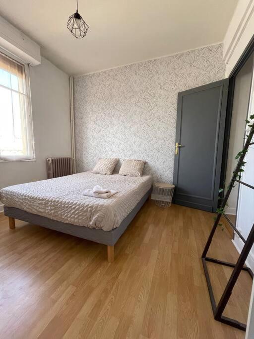 Appartement * Le Mistral De Chloe * à Carcassonne Extérieur photo